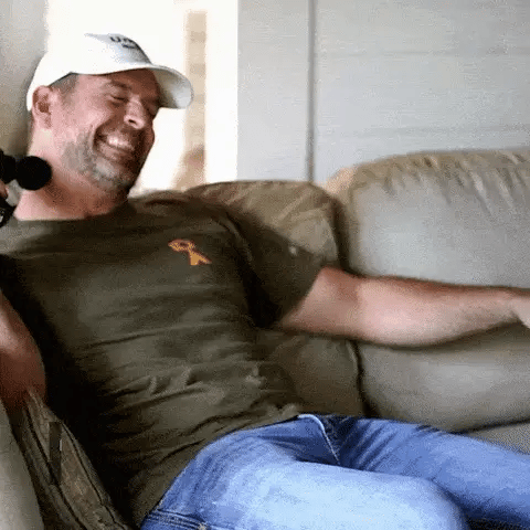 MassageGun en una escena de uso en casa